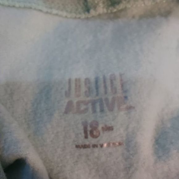 Womans Pullover Short Cut Hoddie with Drawstring - Picture 10 of 11